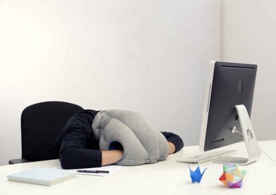 Muf Moedig Attent Slapen op kantoor